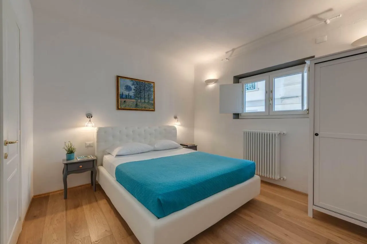Residenza D'Epoca Historia Luxury Boutique Hotel Florence Italy